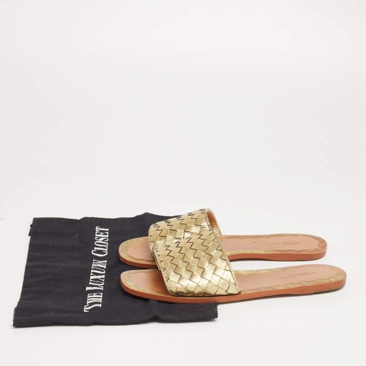 Pre Owned Bottega Veneta Gold Intrecciato Leather Flat Slides Size 37
