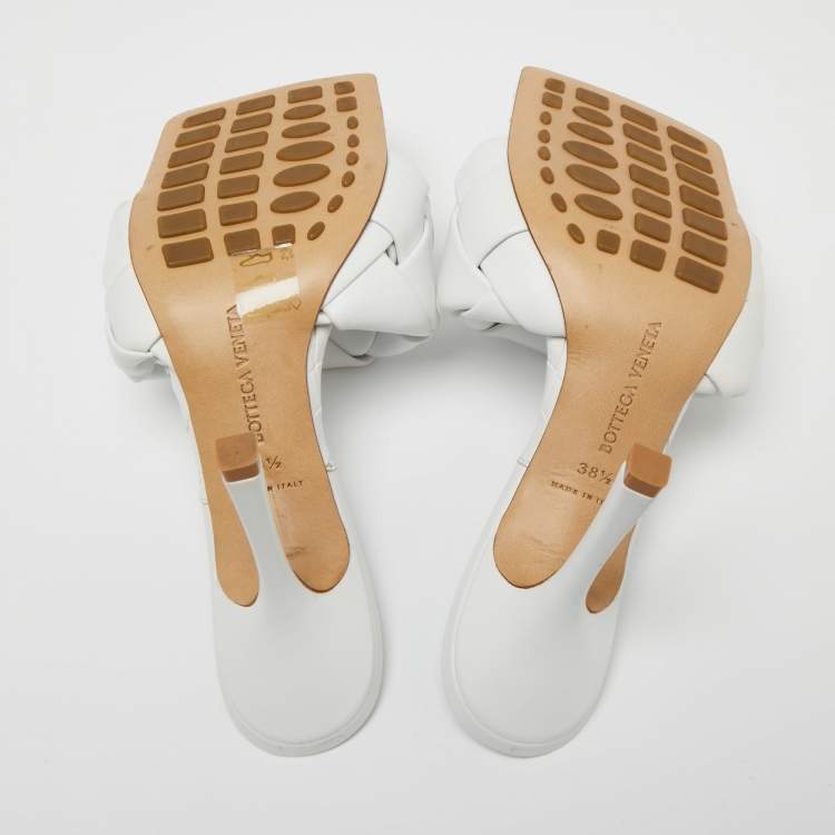 Pre Owned Bottega Veneta White Intrecciato Leather Lido Slide Sandals Size 38.5