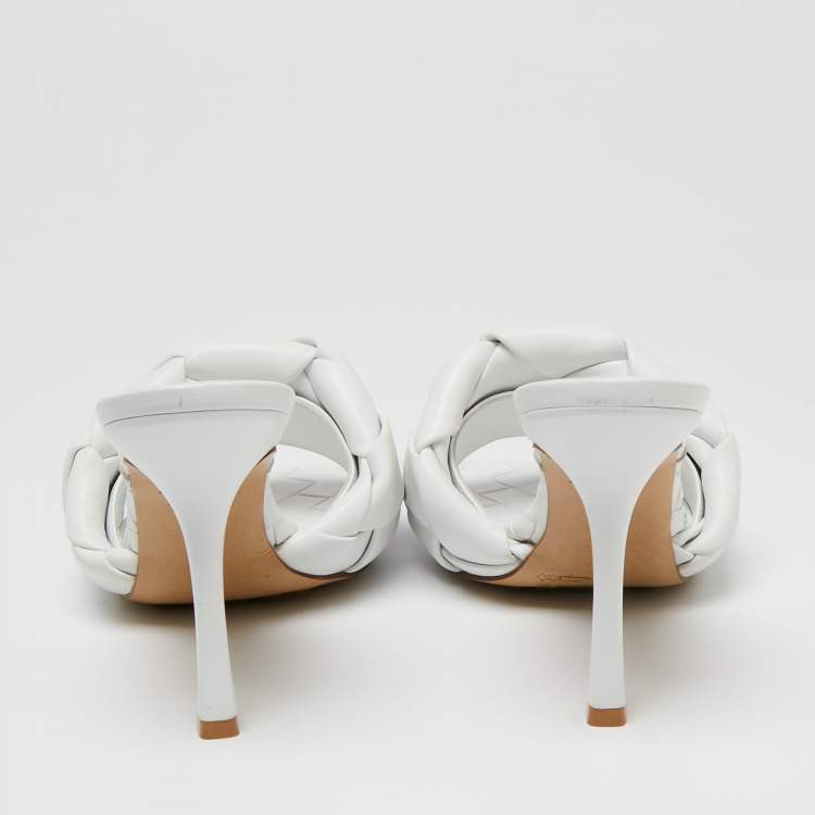 Pre Owned Bottega Veneta White Intrecciato Leather Lido Slide Sandals Size 38.5