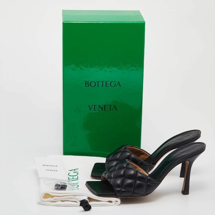 Pre Owned Bottega Veneta Black Quilted Leather Lido Slide Sandals Size 38