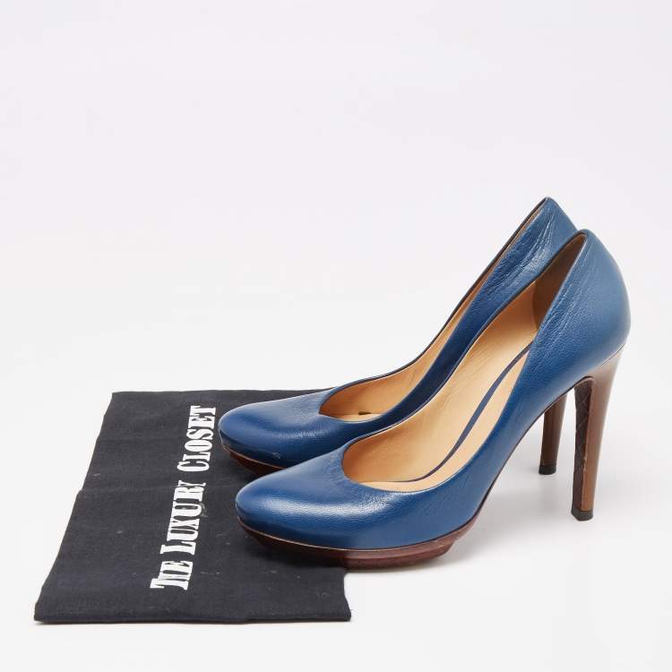 Pre Owned Bottega Veneta Blue Leather Round Toe Platform Pumps Size 37.5