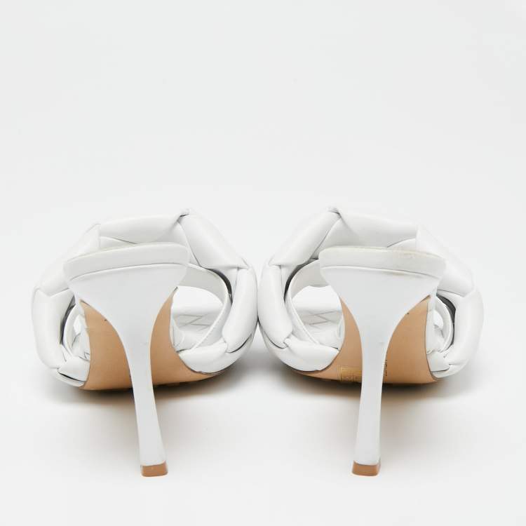 Pre Owned Bottega Veneta White Intrecciato Leather Lido Mules Size 38