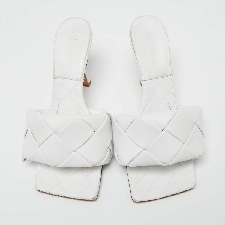 Pre Owned Bottega Veneta White Intrecciato Leather Lido Mules Size 38