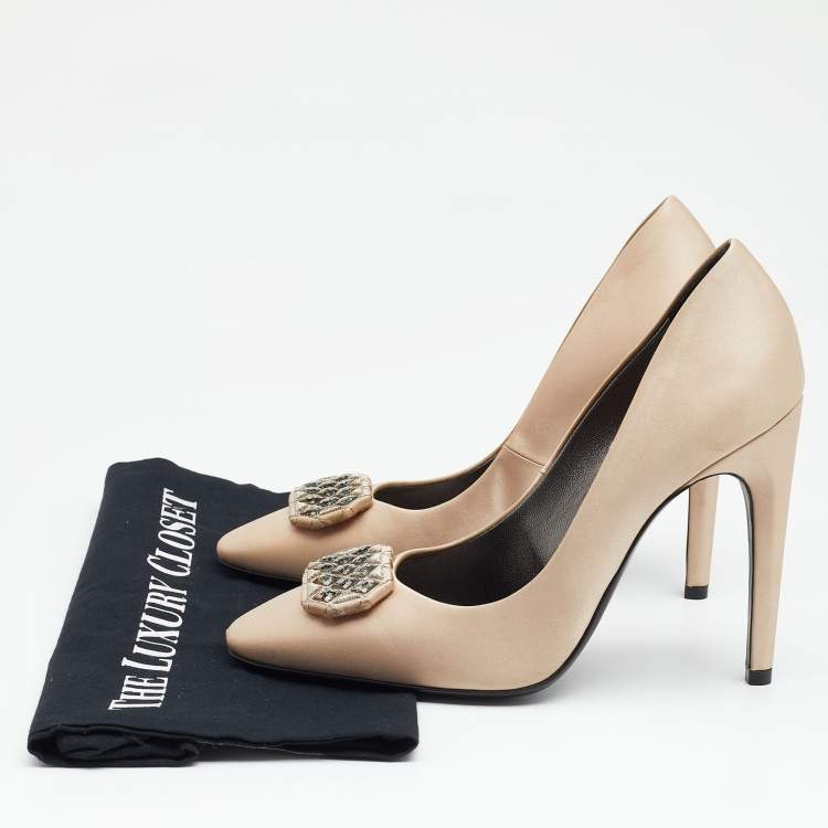 Pre Owned Bottega Veneta Beige Satin Embellished Pumps Size 37