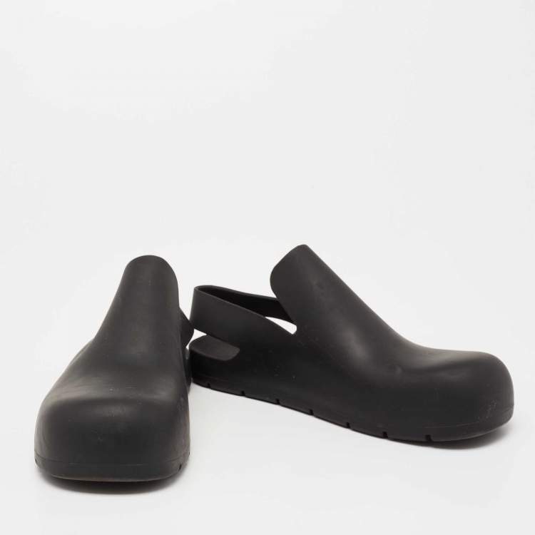 Pre Owned Bottega Veneta Black Rubber Paddle Sandals Size 37
