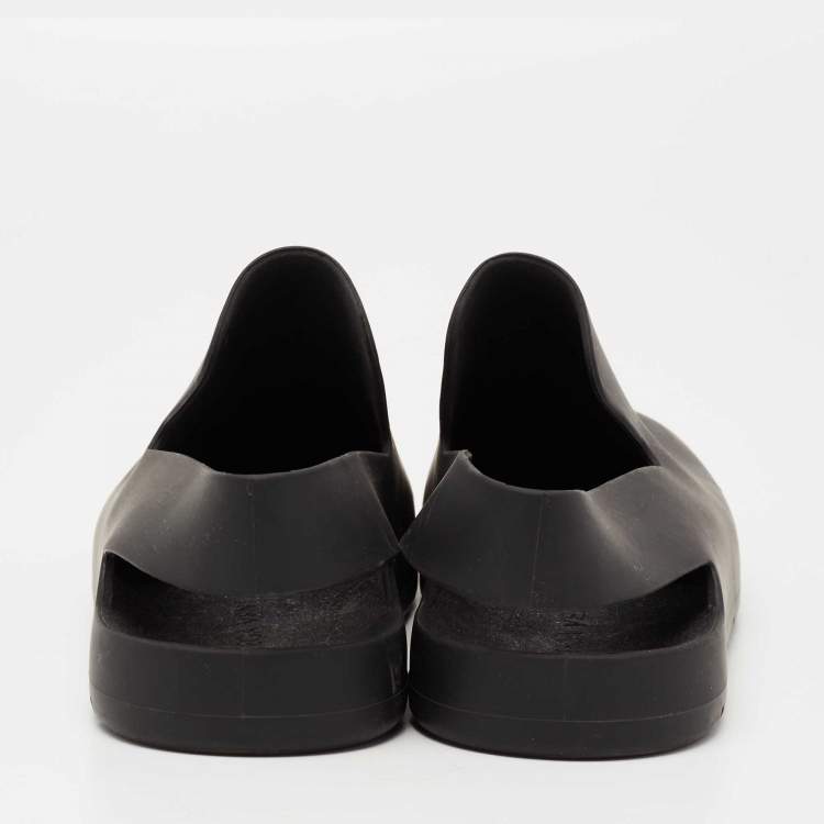 Pre Owned Bottega Veneta Black Rubber Paddle Sandals Size 37