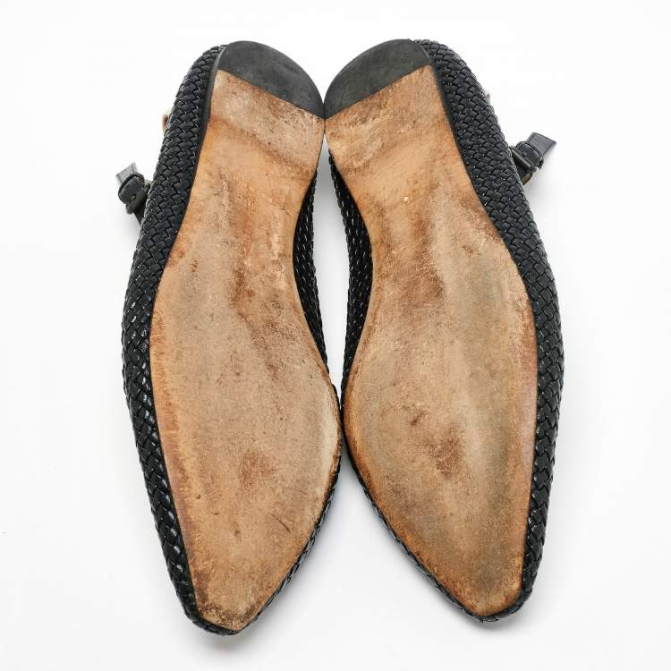مملوكة مسبقًا Bottega Veneta Black/Off-White Intrecciato and Leather Ankle-Strap Ballet Flats Size 36