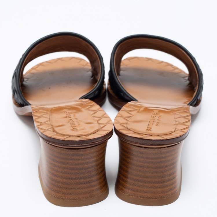 Pre Owned Bottega Veneta Black Intrecciato Leather Slide Sandals Size 38