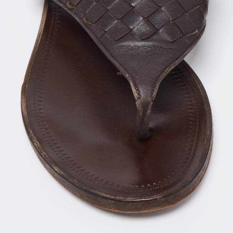 Pre Owned Bottega Veneta Dark Brown Intrecciato Leather Thong Flats Size 36