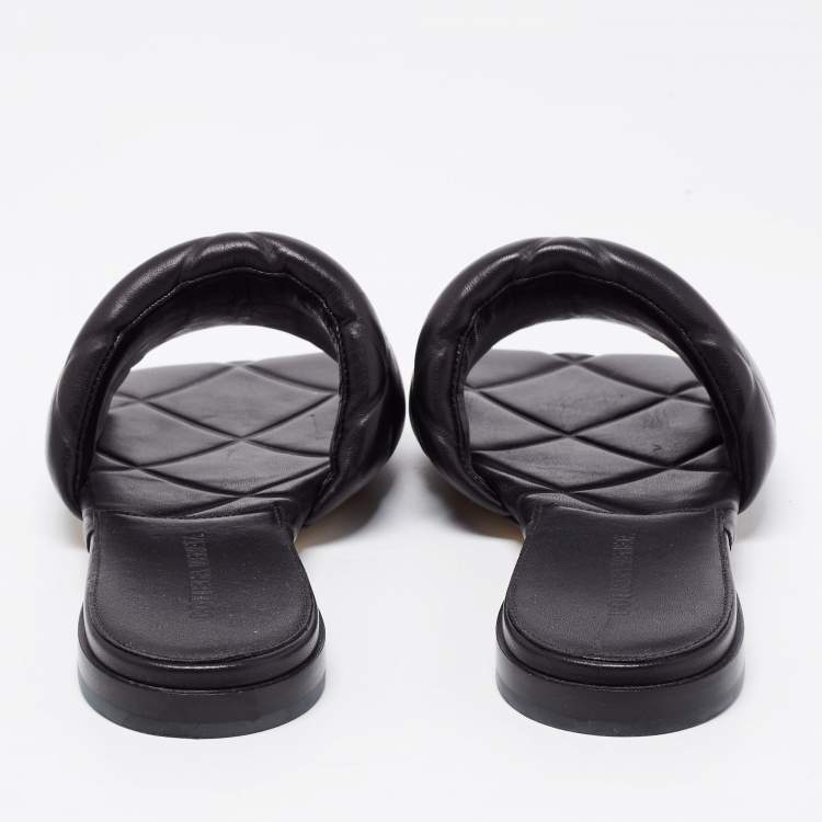 Pre Owned Bottega Veneta Black Quilted Leather Lido Flat Slides Size 38