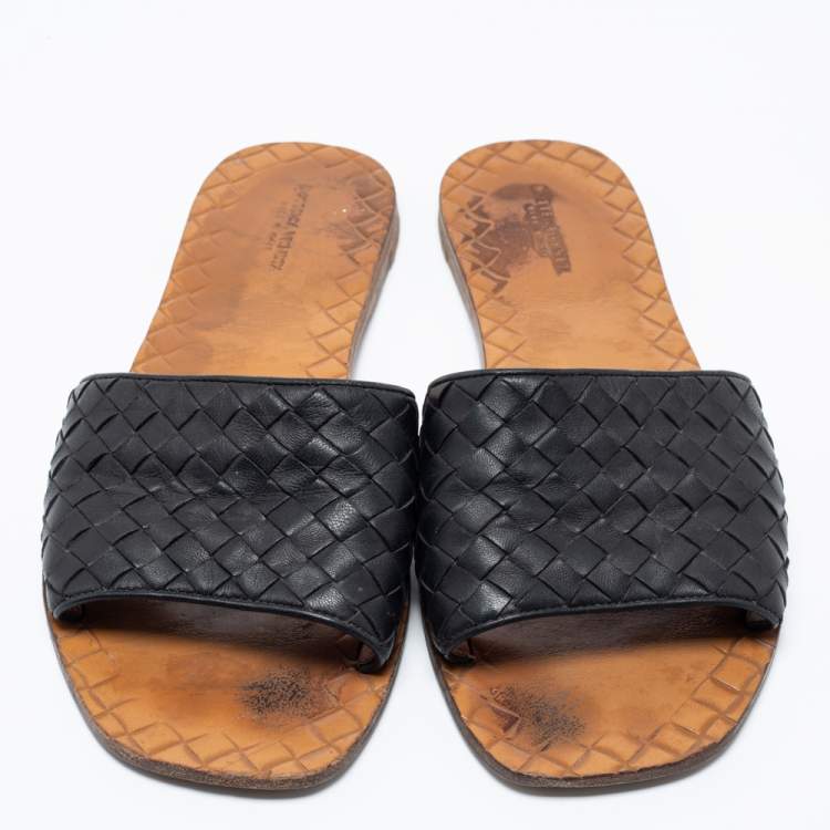 Pre Owned Bottega Veneta Black Intrecciato Leather Flat Slides Size 40