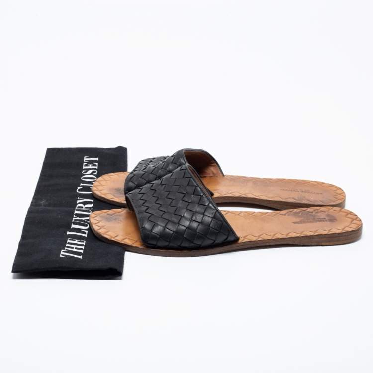 Pre Owned Bottega Veneta Black Intrecciato Leather Flat Slides Size 40