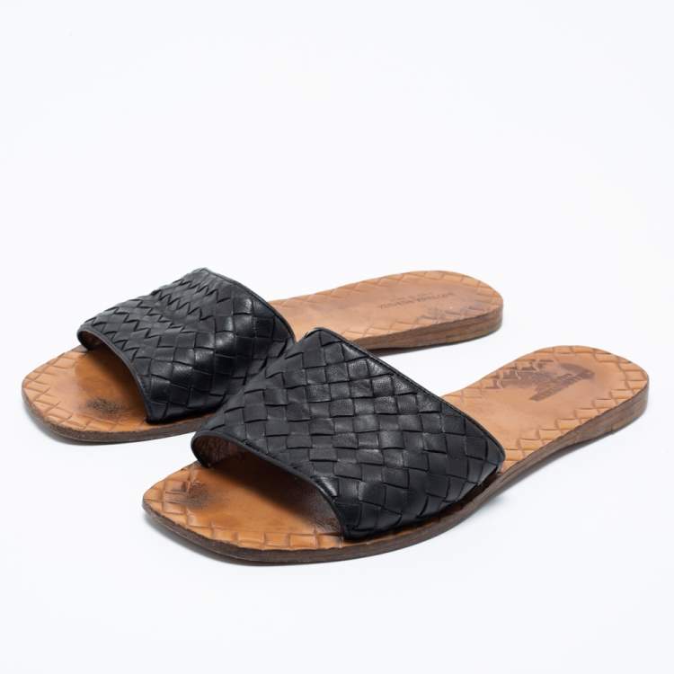 Pre Owned Bottega Veneta Black Intrecciato Leather Flat Slides Size 40