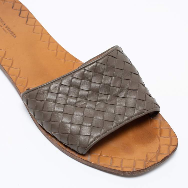 Pre Owned Bottega Veneta Brown Intrecciato Leather Flat Slides Size 40
