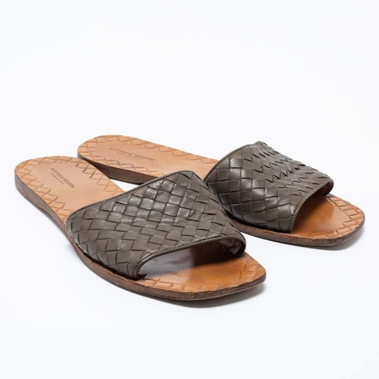 Pre Owned Bottega Veneta Brown Intrecciato Leather Flat Slides Size 40