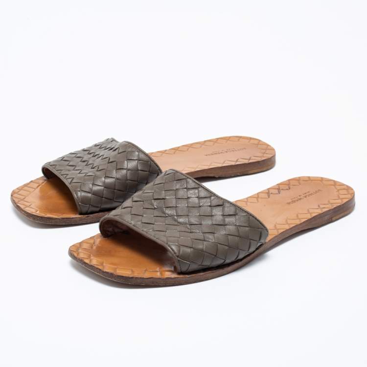Pre Owned Bottega Veneta Brown Intrecciato Leather Flat Slides Size 40