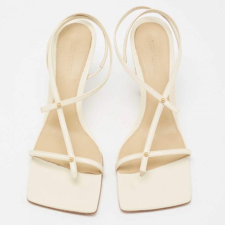 Pre Owned Bottega Veneta Cream Studded Leather Strappy Sandals Size 38.5
