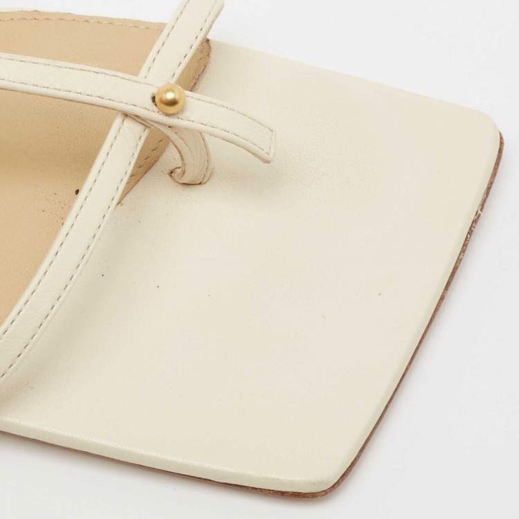 Pre Owned Bottega Veneta Cream Studded Leather Strappy Sandals Size 38.5