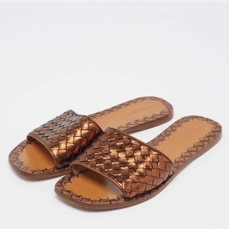 Pre Owned Bottega Veneta Bronze Intrecciato Leather Flat Slides Size 38.5