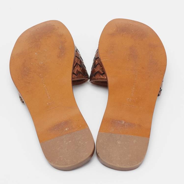 Pre Owned Bottega Veneta Bronze Intrecciato Leather Flat Slides Size 38.5