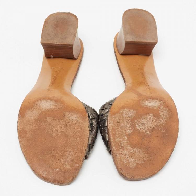 Pre Owned Bottega Veneta Metallic Grey Intrecciato Leather Ravello Slide Sandals Size 40