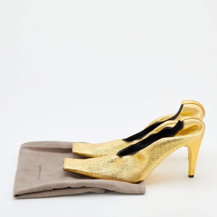 Pre Owned Bottega Veneta Metallic Gold Leather Square Toe Pumps Size 39