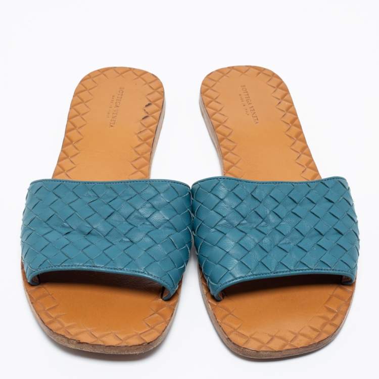Pre Owned Bottega Veneta Blue Intreciatto Leather Slip On Slide Size 41