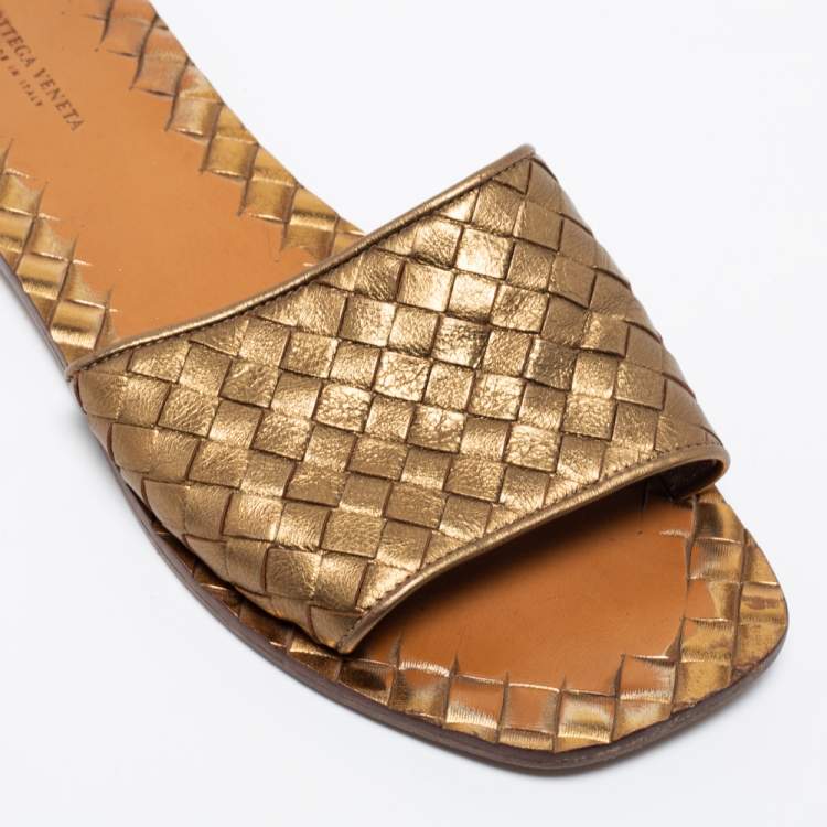 Pre Owned Bottega Veneta Gold Intrecciato Leather Flats Size 38