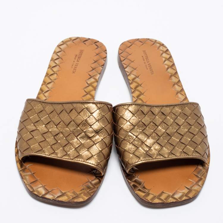 Pre Owned Bottega Veneta Gold Intrecciato Leather Flats Size 38