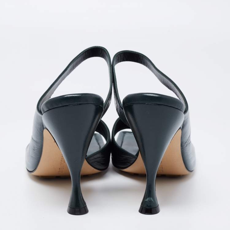 Pre Owned Bottega Veneta Dark Green Leather Square Toe Mule Sandals Size 40