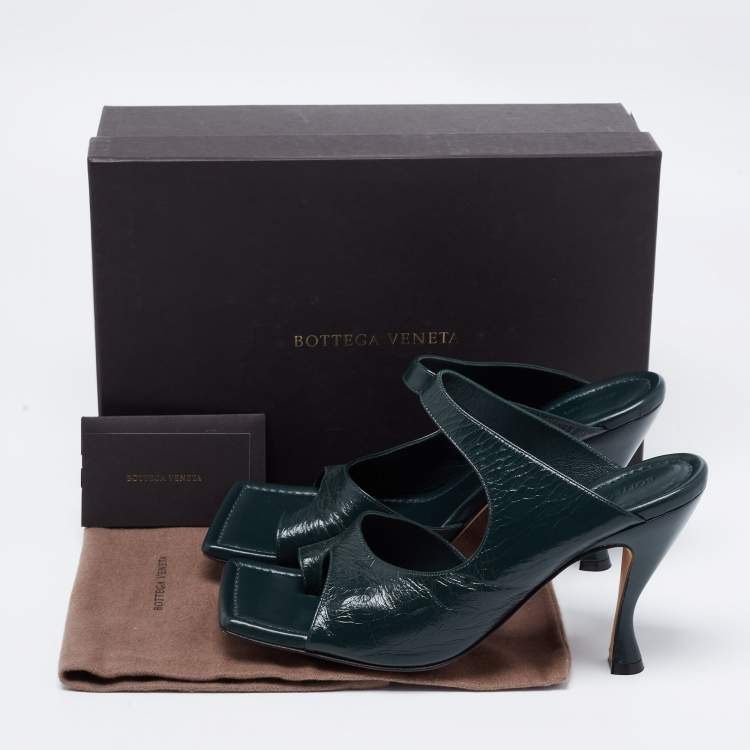 Pre Owned Bottega Veneta Dark Green Leather Square Toe Mule Sandals Size 40