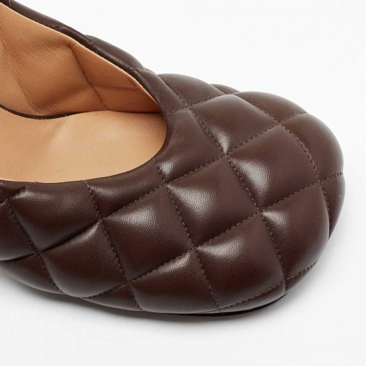 مملوكة مسبقًا Bottega Veneta Brown Quilted Leather Padded Bloc Square Toe Pumps Size 36.5