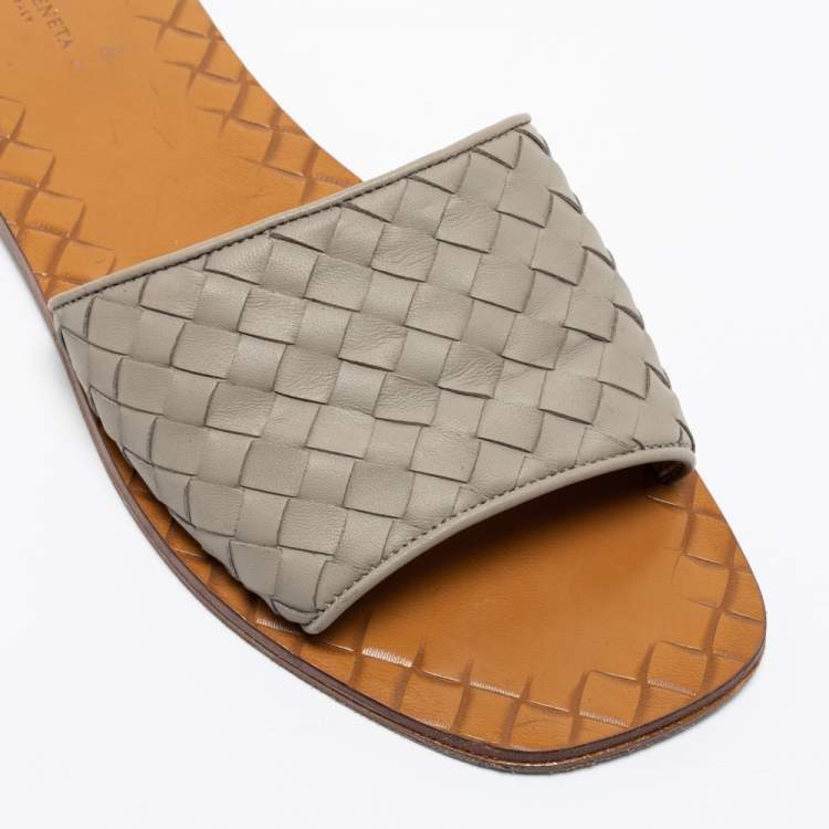 Pre Owned Bottega Veneta Grey Intrecciato Leather Flat Slides Size 39