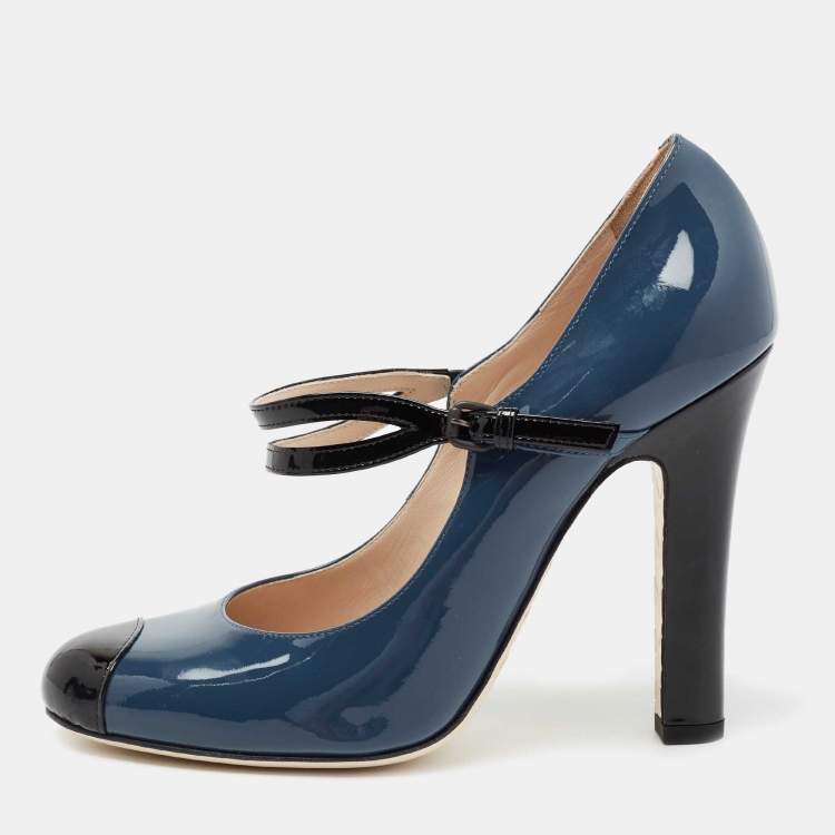 Pre Owned Bottega Veneta Slate Blue/Black Patent Leather Bette Cap Toe Mary Jane Pumps Size 38.5 