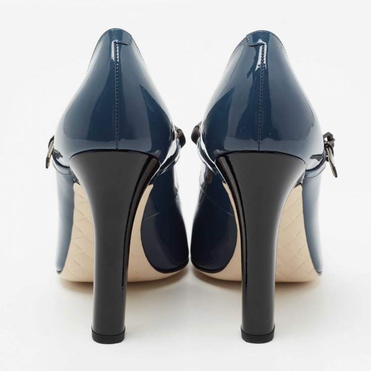 Pre Owned Bottega Veneta Slate Blue/Black Patent Leather Bette Cap Toe Mary Jane Pumps Size 38.5 
