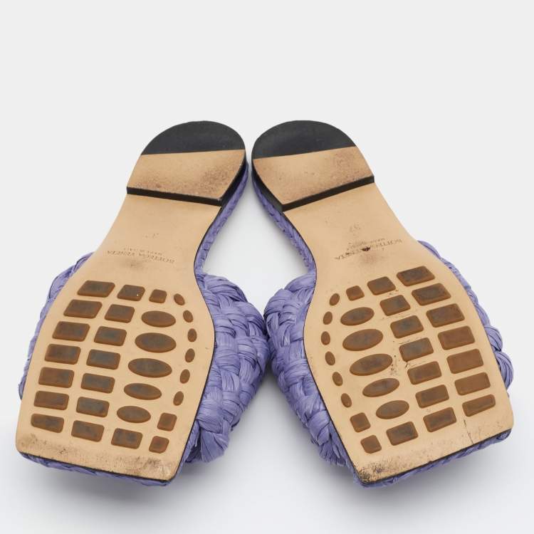 Pre Owned Bottega Veneta Lilac Woven Straw Lido Flat Slide Sandals Size 37