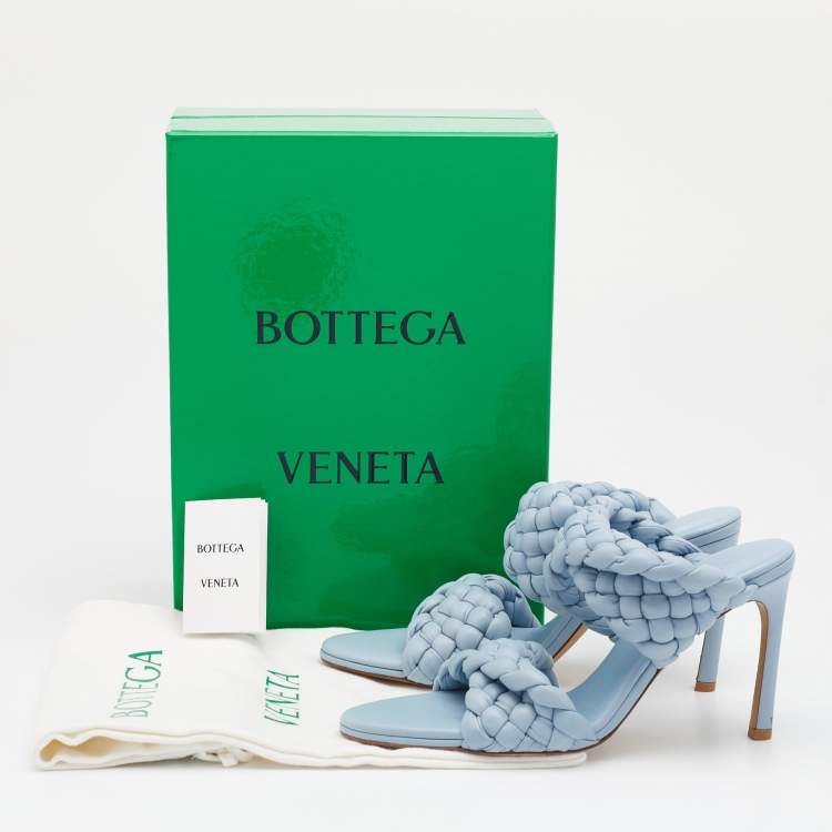 Pre Owned Bottega Veneta Light Blue Leather BV Curve Mules Size 39