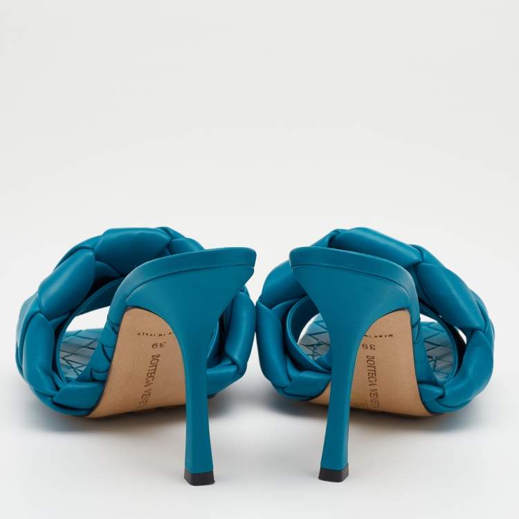 Pre Owned Bottega Veneta Blue Intrecciato Leather Lido Slide Sandals Size 39