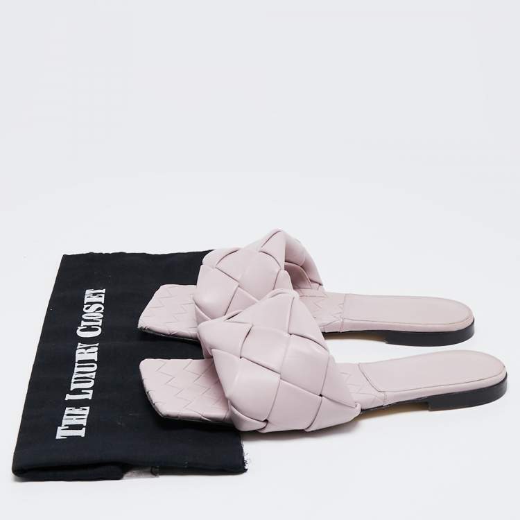 Pre Owned Bottega Veneta Lilac Quilted Leather Lido Flat Slides Size 39
