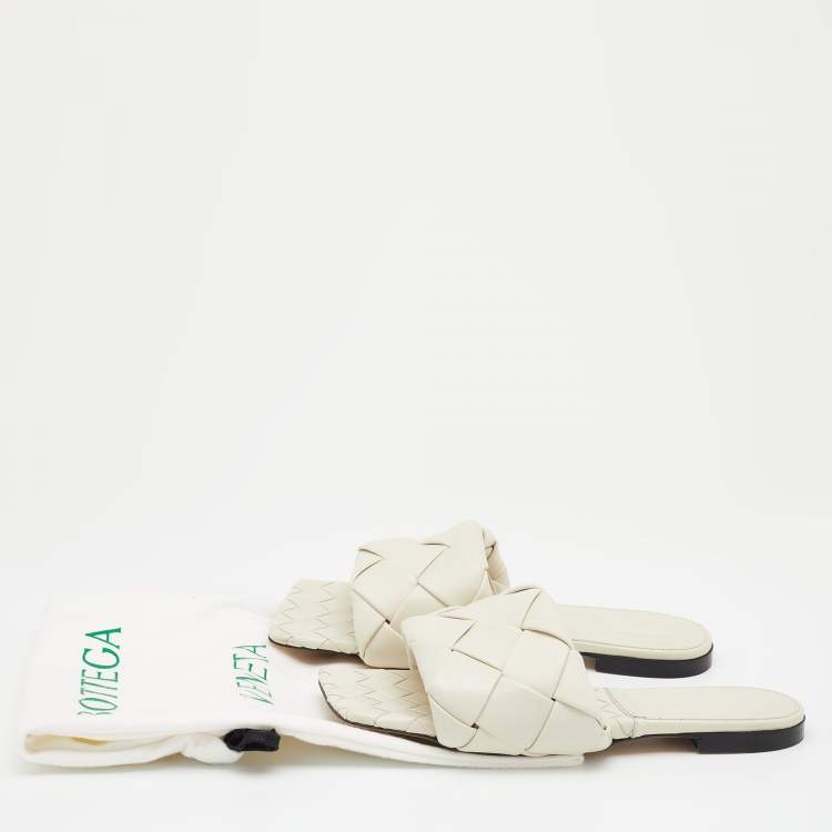 Pre Owned Bottega Veneta Off-White Quilted Leather Lido Flat Slides Size 38.5