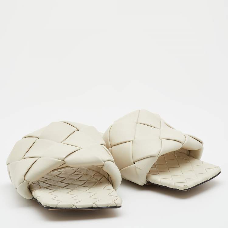 Pre Owned Bottega Veneta Off-White Quilted Leather Lido Flat Slides Size 38.5