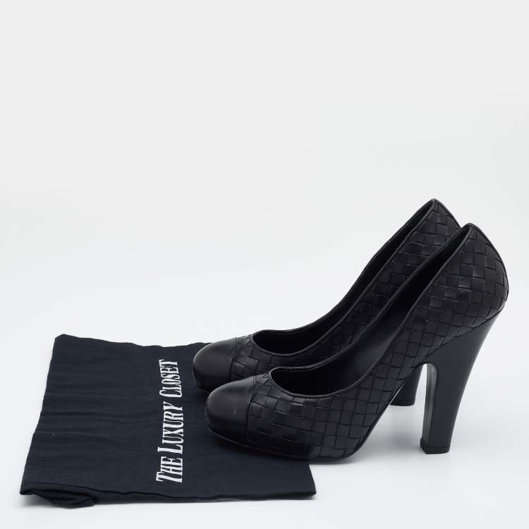 Pre Owned Bottega Veneta Black Intrecciato Leather Pumps Size 38.5