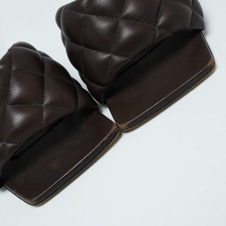 Pre Owned Bottega Veneta Brown Quilted Leather Padded Slide Sandals Size 37.5