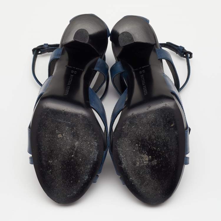 Pre Owned Bottega Veneta Blue Leather Ankle Strap Sandals Size 38