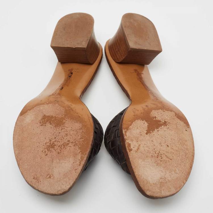 Pre Owned Bottega Veneta Dark Brown Intrecciato Leather Slide Sandals Size 37