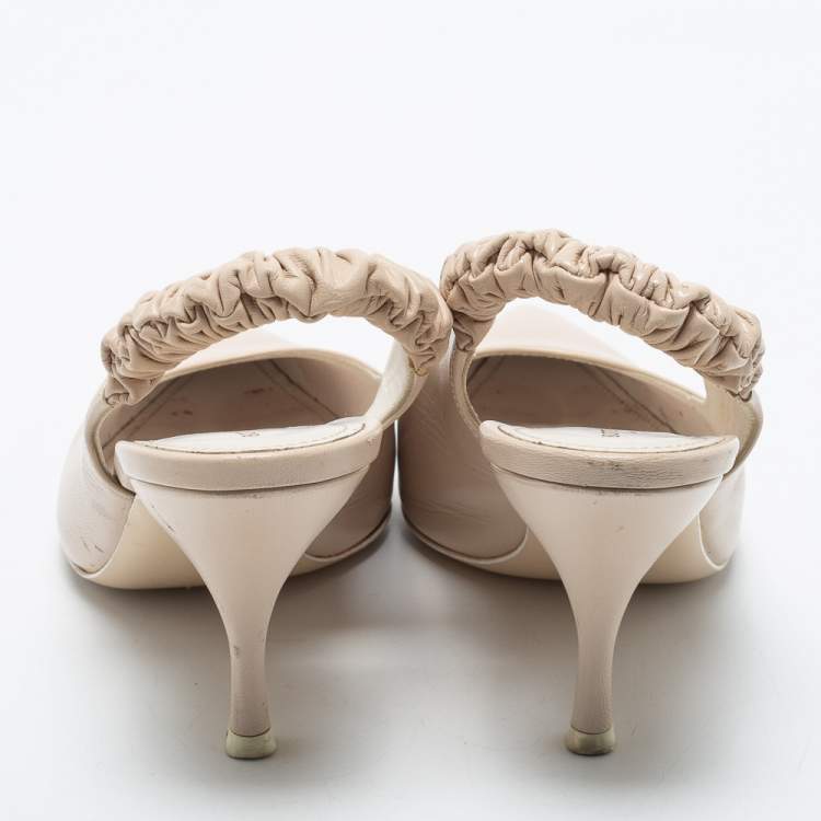 Pre Owned Bottega Veneta Cream Leather Pointed Toe Slingback Pumps Size 36