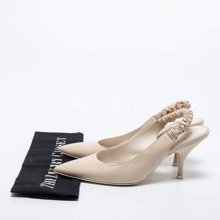 Pre Owned Bottega Veneta Cream Leather Pointed Toe Slingback Pumps Size 36