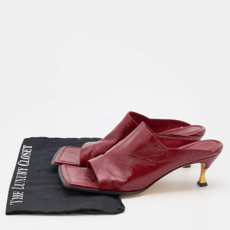 Pre Owned Bottega Veneta Burgundy Leather Stretch Square Toe Kitten Heel Mules Size 40