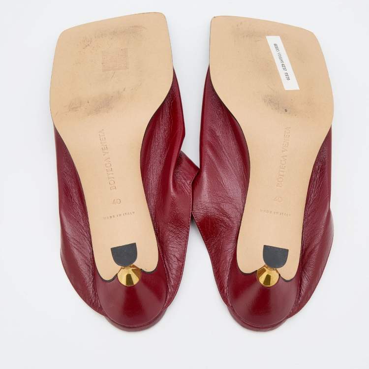 Pre Owned Bottega Veneta Burgundy Leather Stretch Square Toe Kitten Heel Mules Size 40