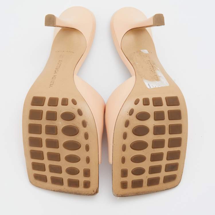 Pre Owned Bottega Veneta Light Peach Leather Stretch Square Toe Slide Sandals Size 38